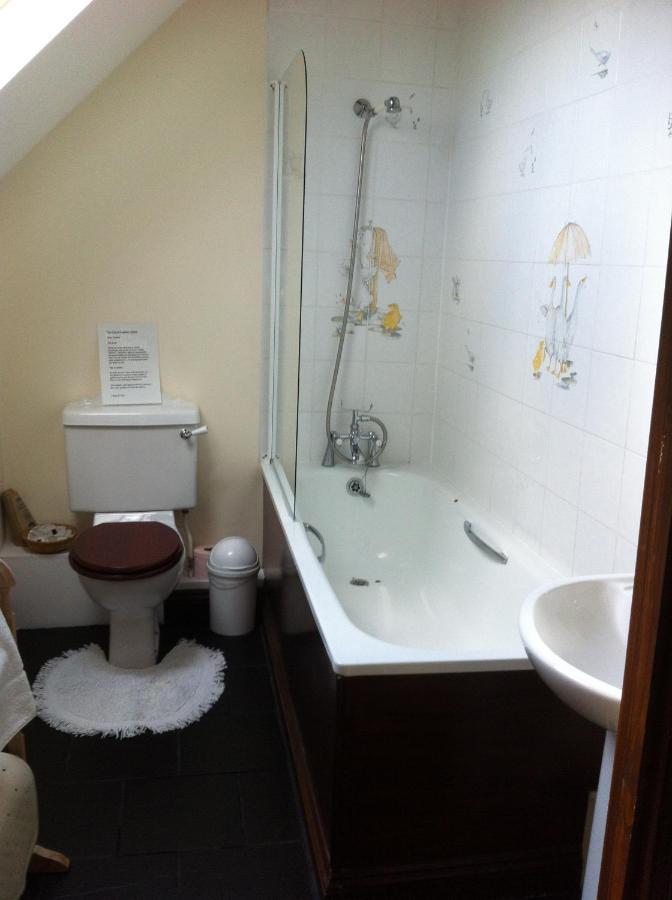 Grove Farm B&B Леминстер Экстерьер фото