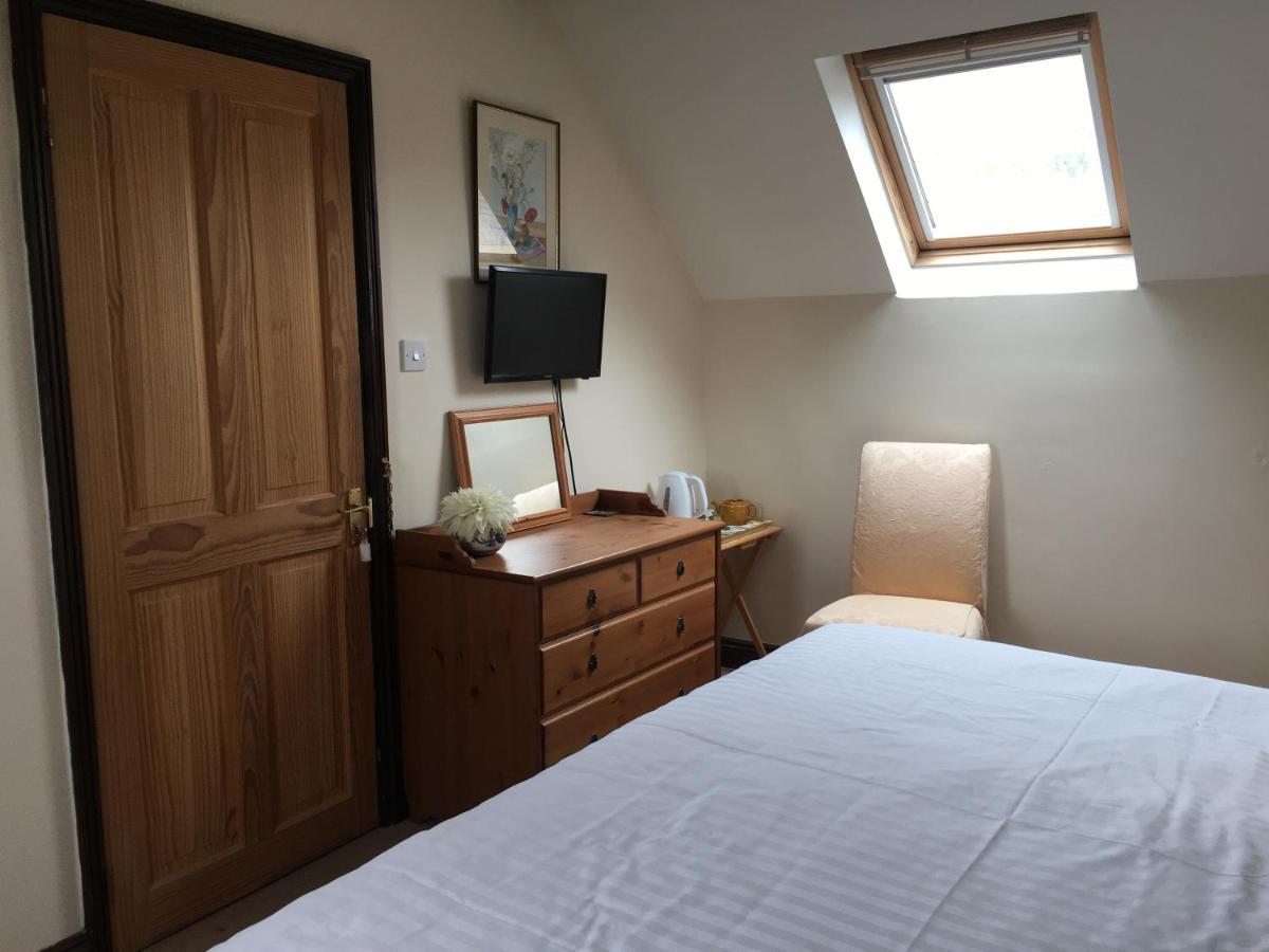Grove Farm B&B Леминстер Экстерьер фото