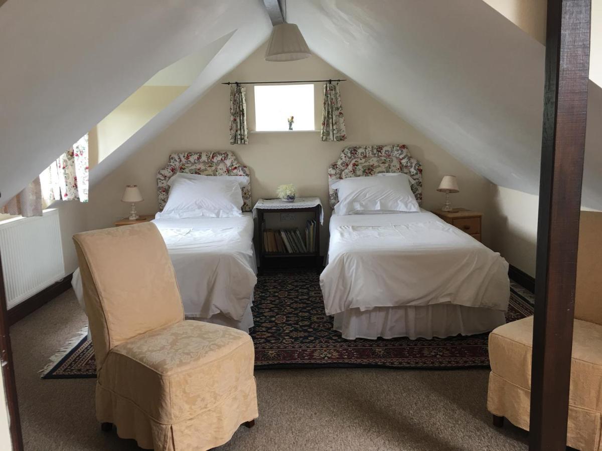 Grove Farm B&B Леминстер Экстерьер фото